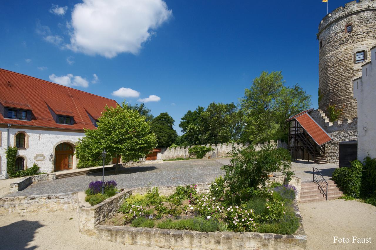 Schlosshotel Schkopau Exterior foto