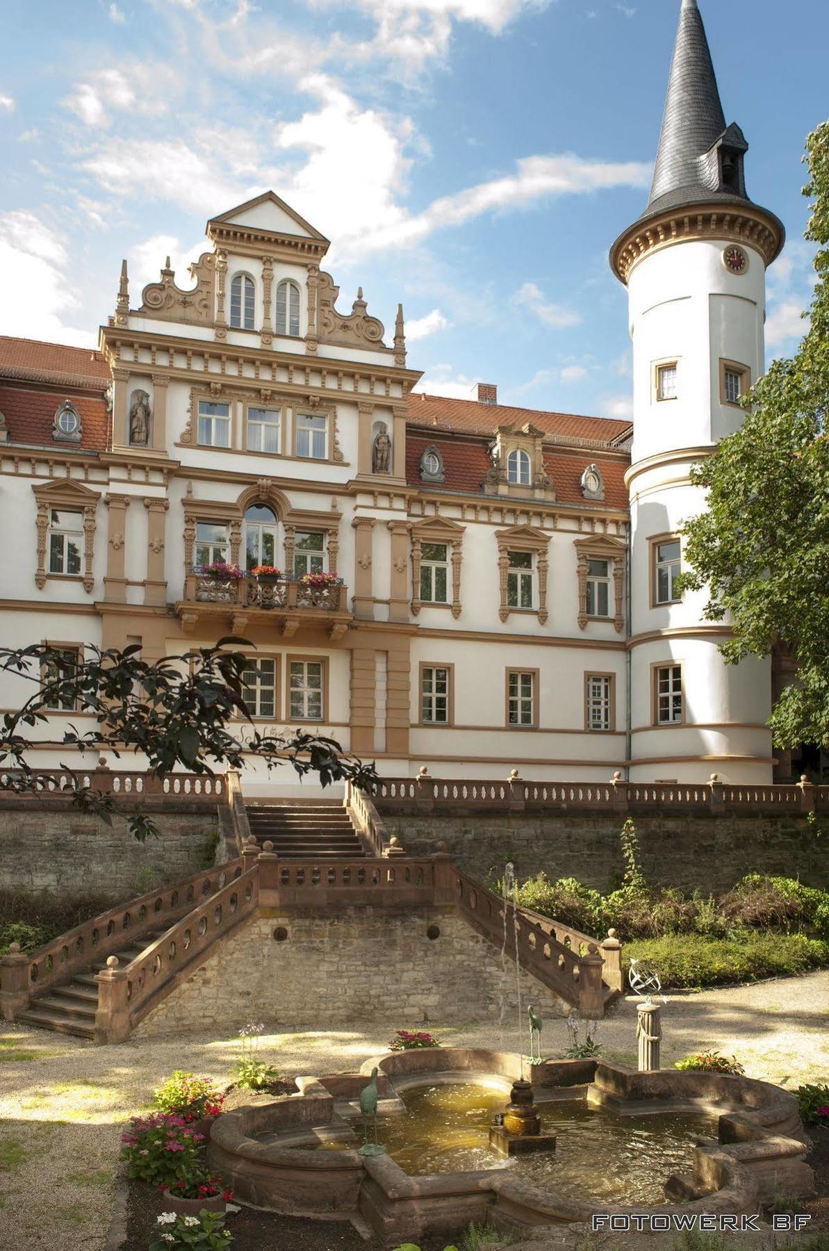 Schlosshotel Schkopau Exterior foto